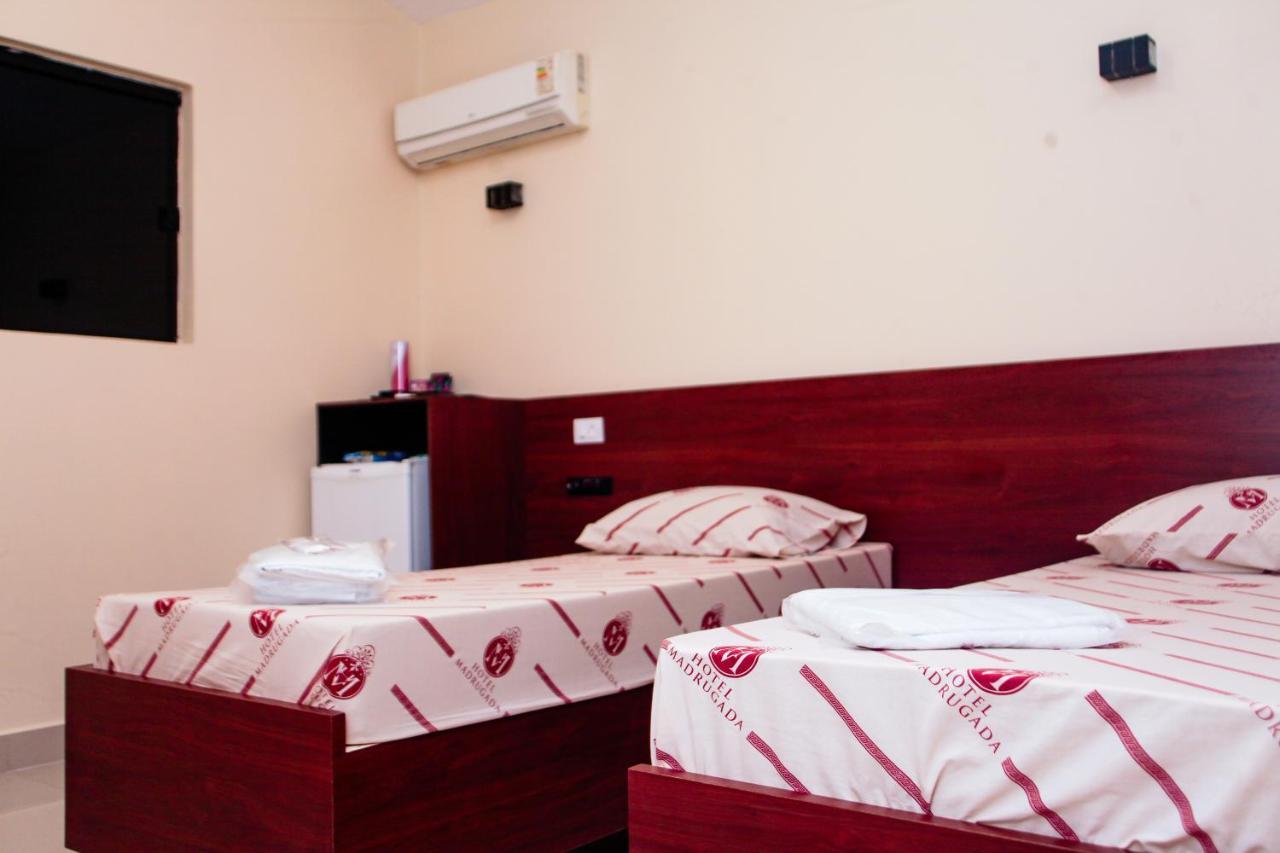 Hotel E Motel Madrugada Іту Екстер'єр фото